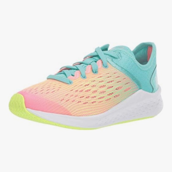 Girls New Balance size 11 - Picture 1 of 3
